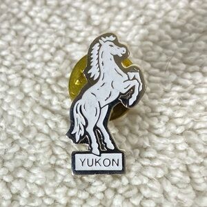 5/$35 Vintage Whitehorse Yukon Enamel Souvenir Pin